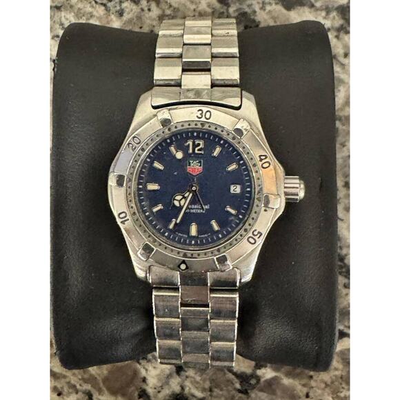 Tag Heuer WK1313 Swiss Sapphire Date Quartz Blue Dial 28mm - VWG 258456 - Picture 13 of 13